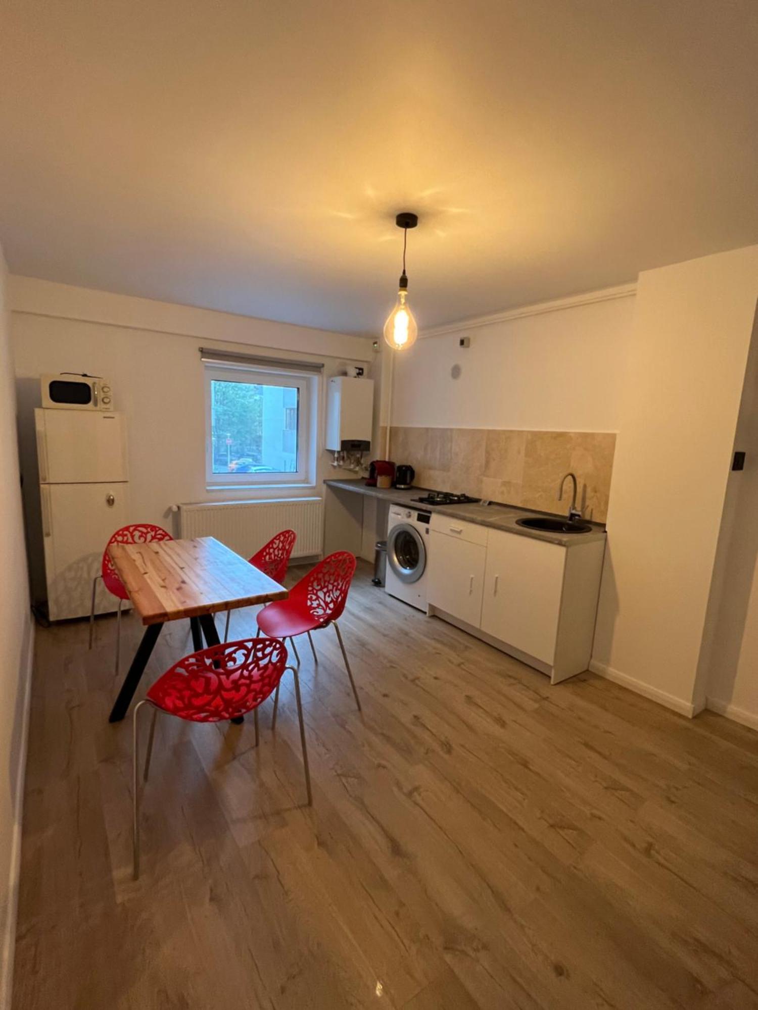 Appartement Ella Apart à Constanţa Extérieur photo